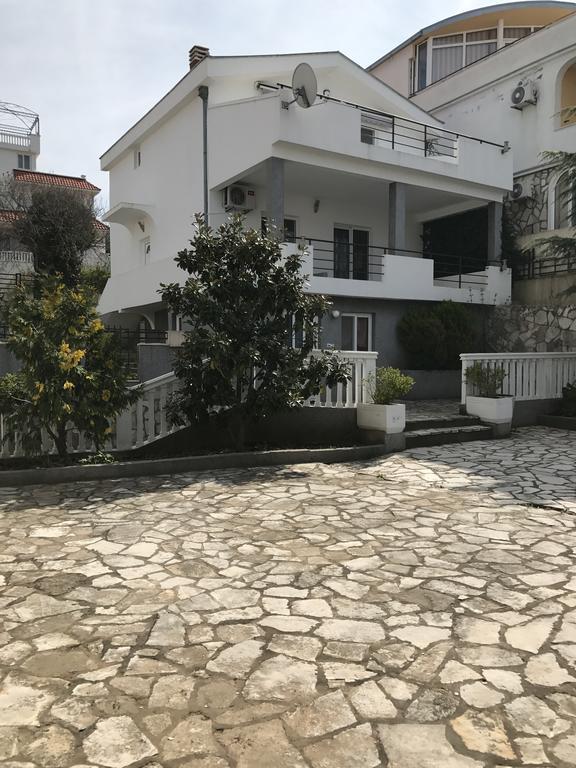 Villa Diana Утєха Екстер'єр фото